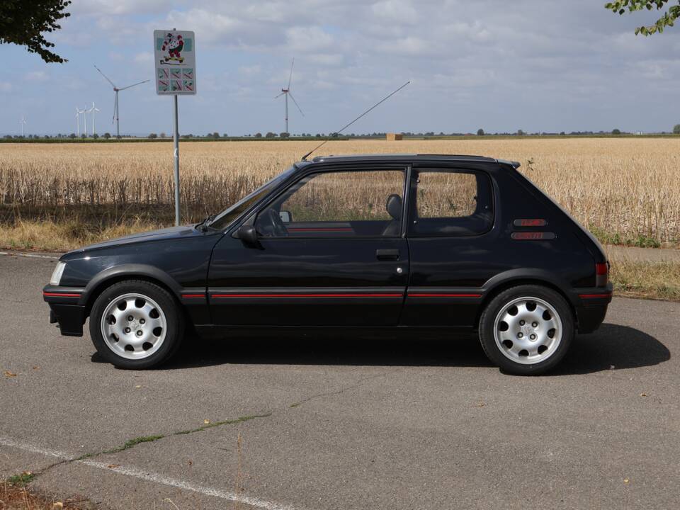 Obraz 27/56 pojazdu Peugeot 205 GTi 1.9 (1991)