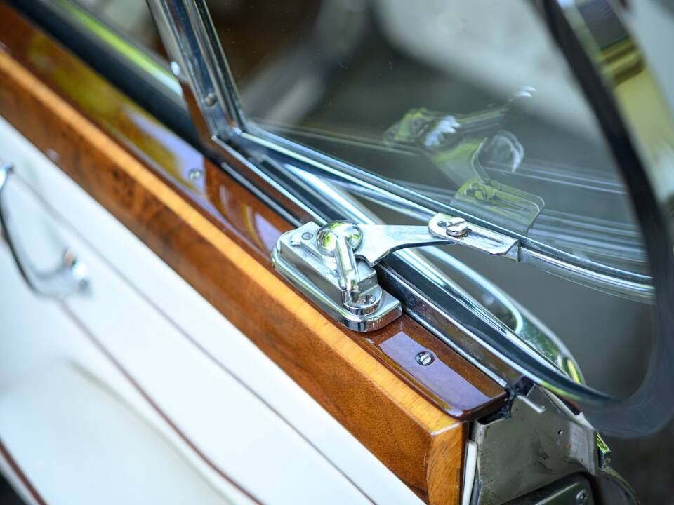 Immagine 25/64 di Jaguar Mk II 3.8 (1961)