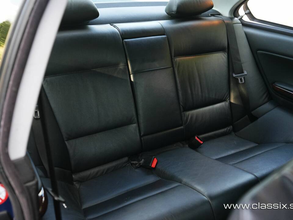 Immagine 19/29 di ALPINA B3 3.3 (2000)