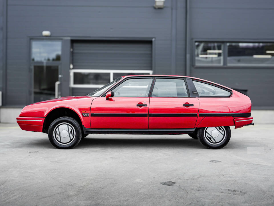 Image 9/44 de Citroën CX 25 GTI Turbo 2 (1986)
