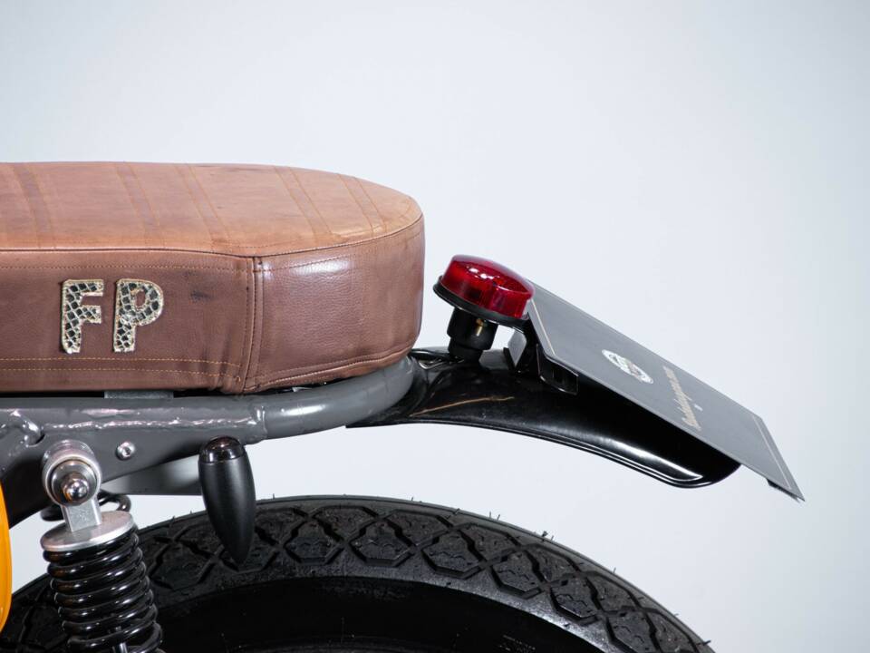 Image 34/50 of Honda CB 750 Custom (1974)