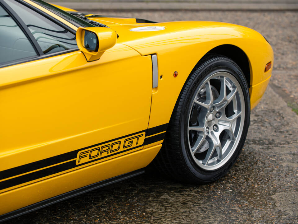 Imagen 18/39 de Ford GT (2005)