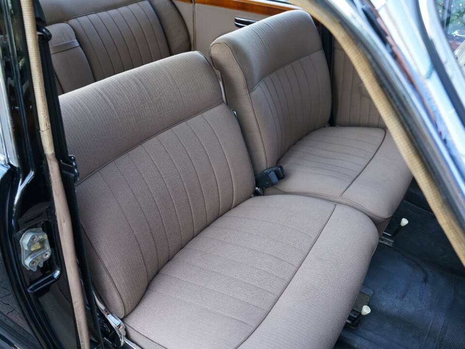 Afbeelding 35/50 van BMW 502 - 3.2 Litre (1958)