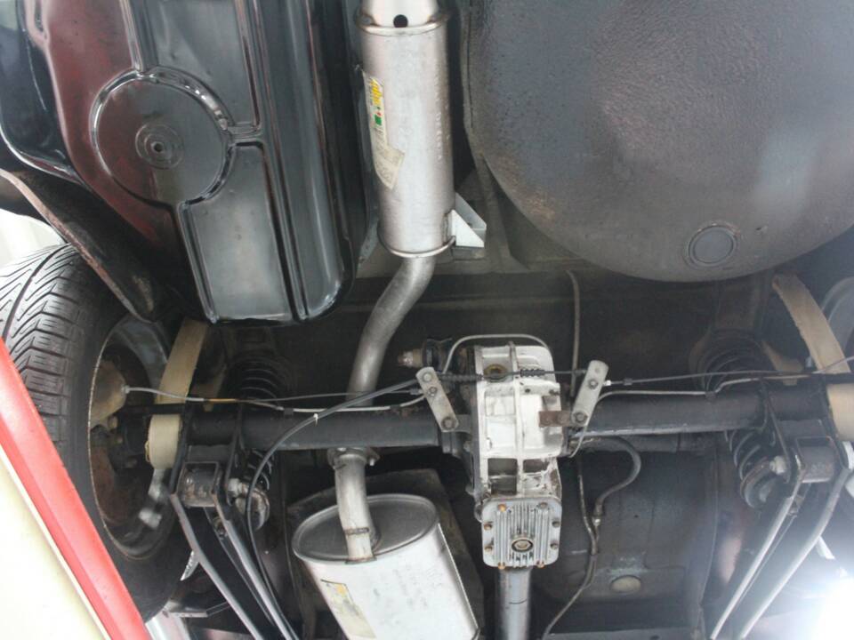 Afbeelding 17/50 van Alfa Romeo Giulia 1600 S (1968)