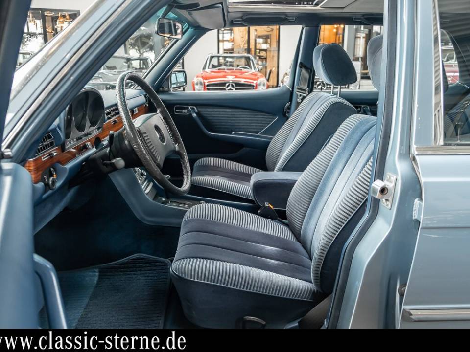 Bild 14/15 von Mercedes-Benz 450 SEL 6,9 (1975)