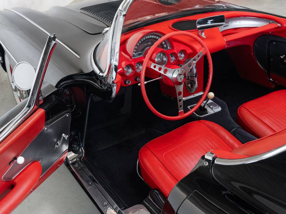Immagine 8/32 di Chevrolet Corvette (1959)