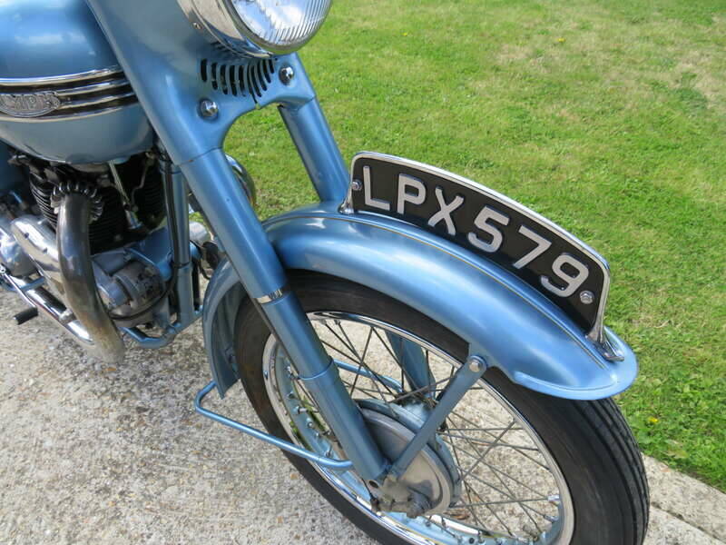 Bild 30/39 von Triumph DUMMY (1950)