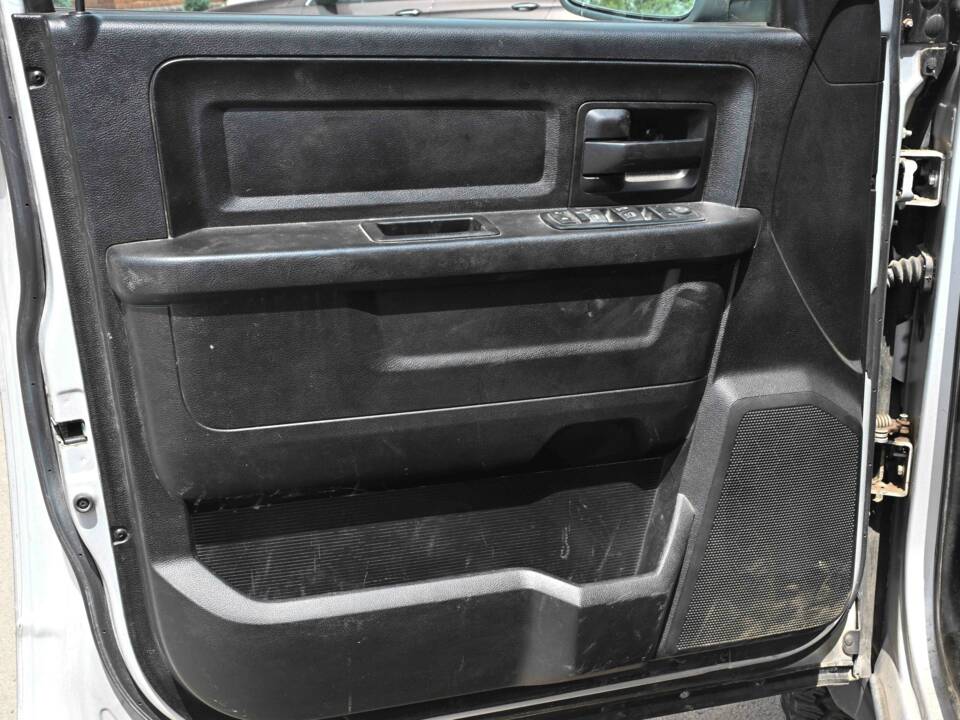 Imagen 26/50 de Dodge Ram 1500 (2011)