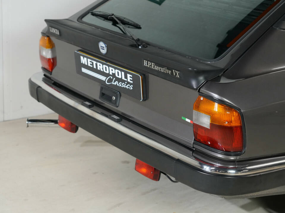 Immagine 7/35 di Lancia Beta HP Executive VX (1983)