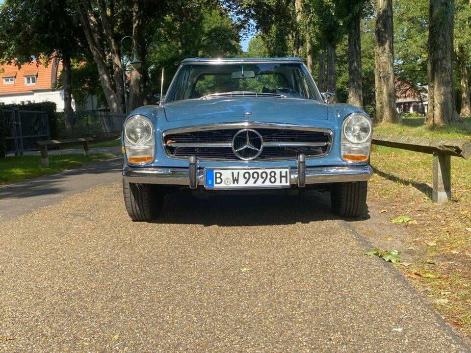 Image 64/83 of Mercedes-Benz 280 SL (1970)