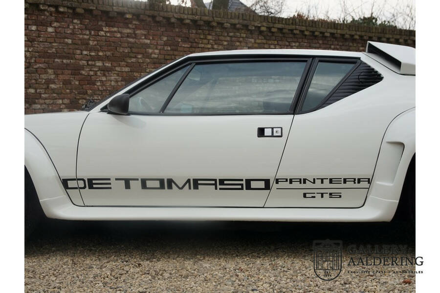 Image 29/50 of De Tomaso Pantera GT5 (1985)