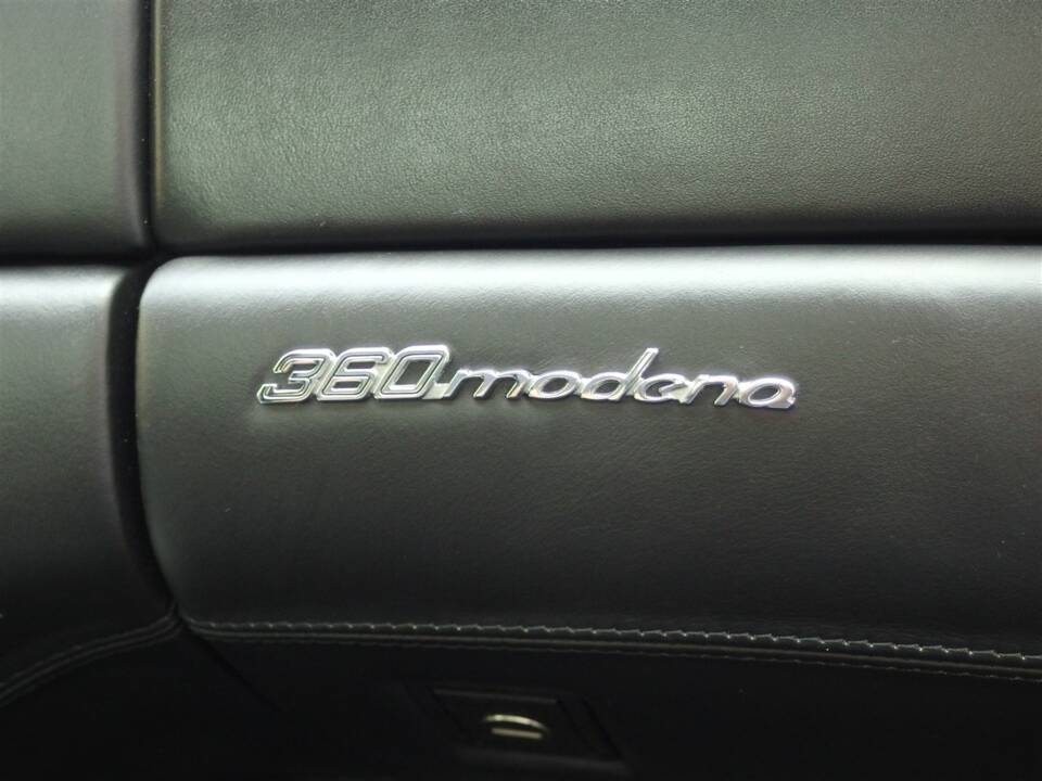 Afbeelding 64/99 van Ferrari 360 Modena (2000)