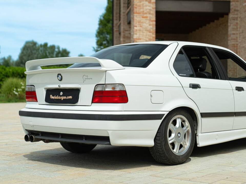 Bild 23/50 von BMW 318is "Class II" (1994)