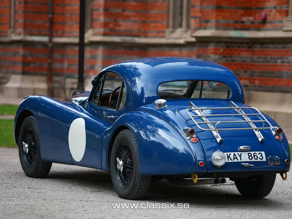 Image 17/25 of Jaguar XK 120 FHC (1953)