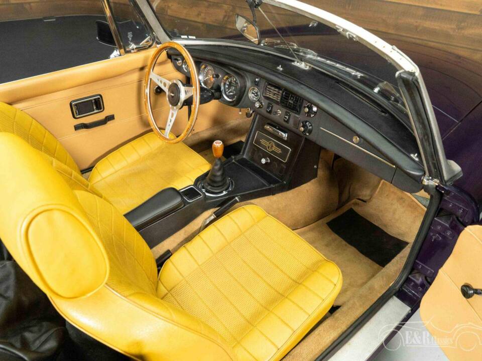 Image 9/19 of MG MGB (1973)