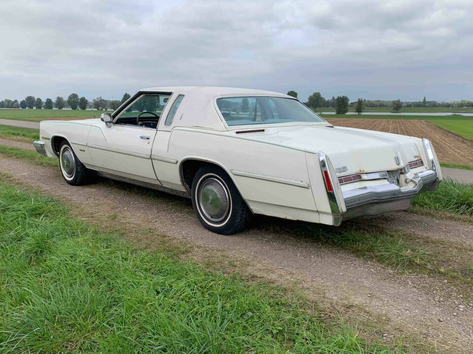 Bild 8/8 von Oldsmobile Toronado Brougham (1977)