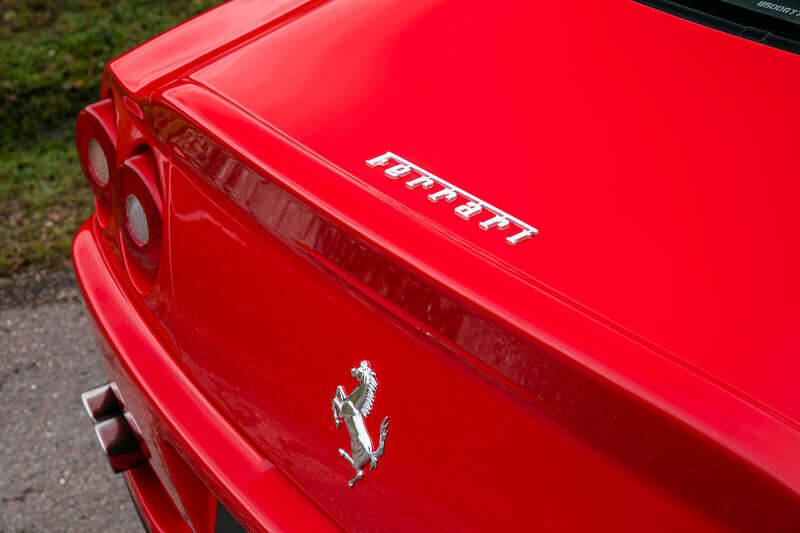 Image 33/49 of Ferrari 550 Maranello (1999)