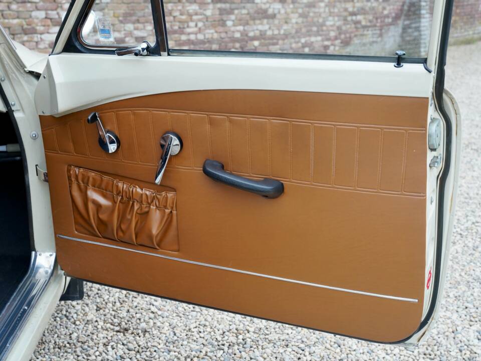 Bild 47/50 von Volvo P 121 (1967)