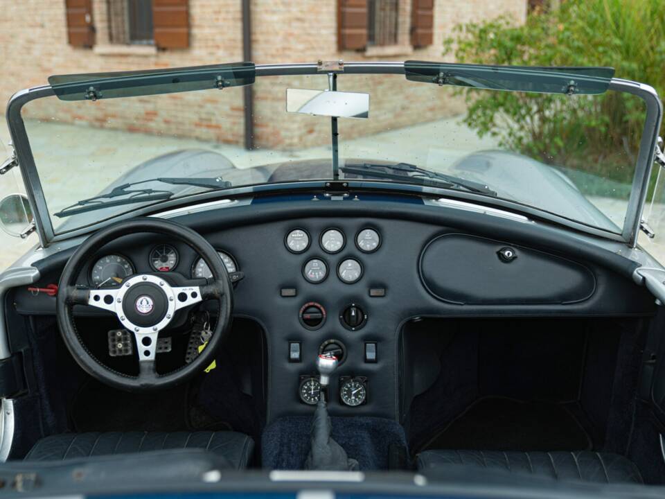 Image 42/50 of AC Cobra Mk IV (1987)