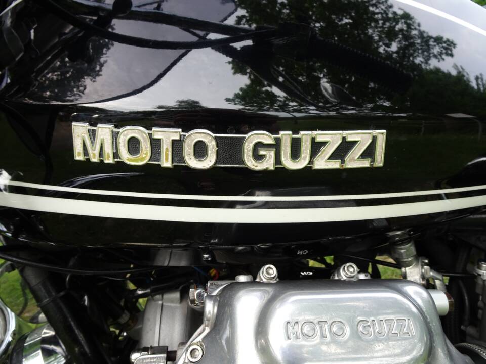 Image 7/9 of Moto Guzzi 850 T 3 California (1976)