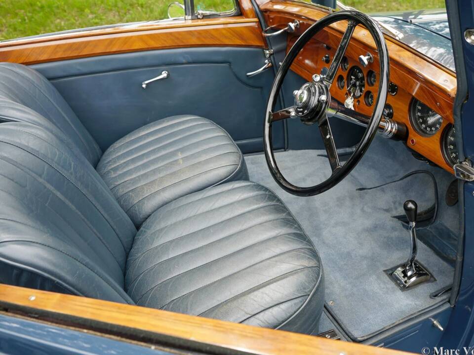 Image 14/59 of Bentley 4 1/4 Litre (1936)
