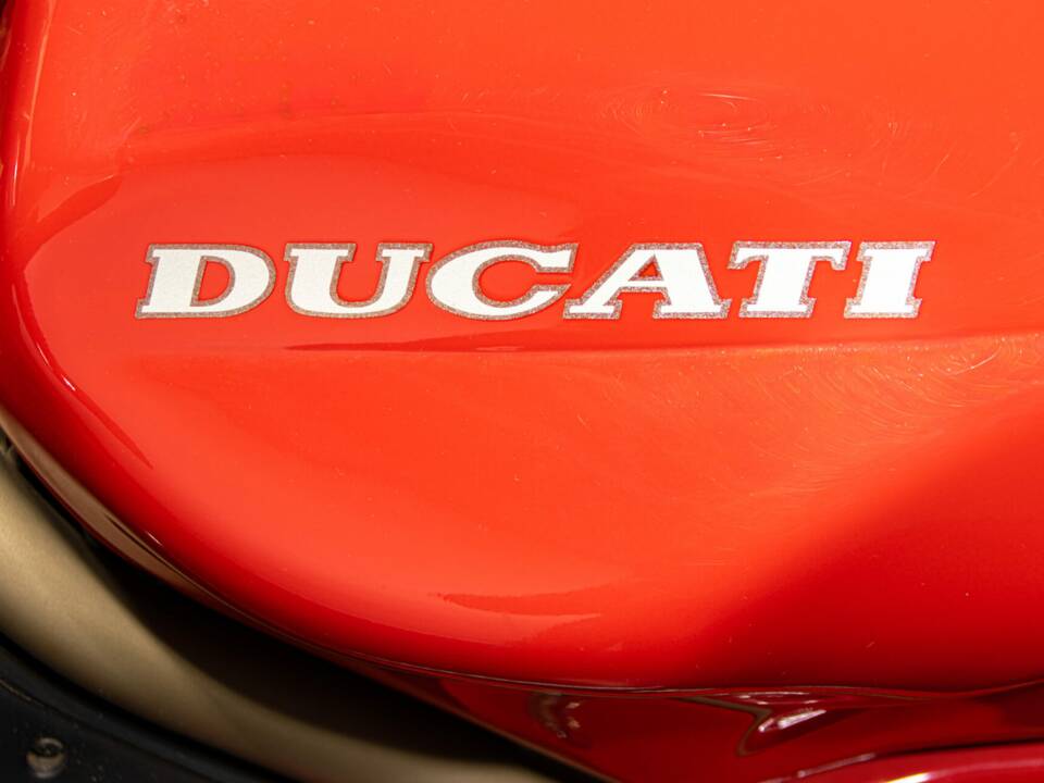 Immagine 14/50 di Ducati DUMMY (1997)