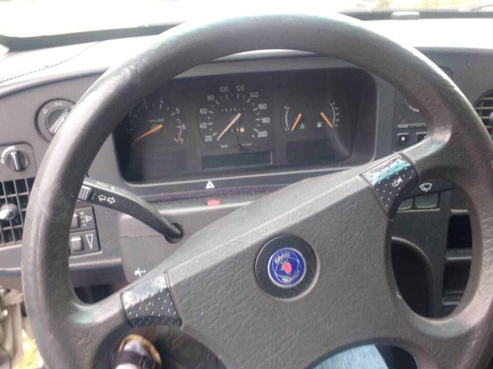Bild 12/13 von Saab 9000 (1991)