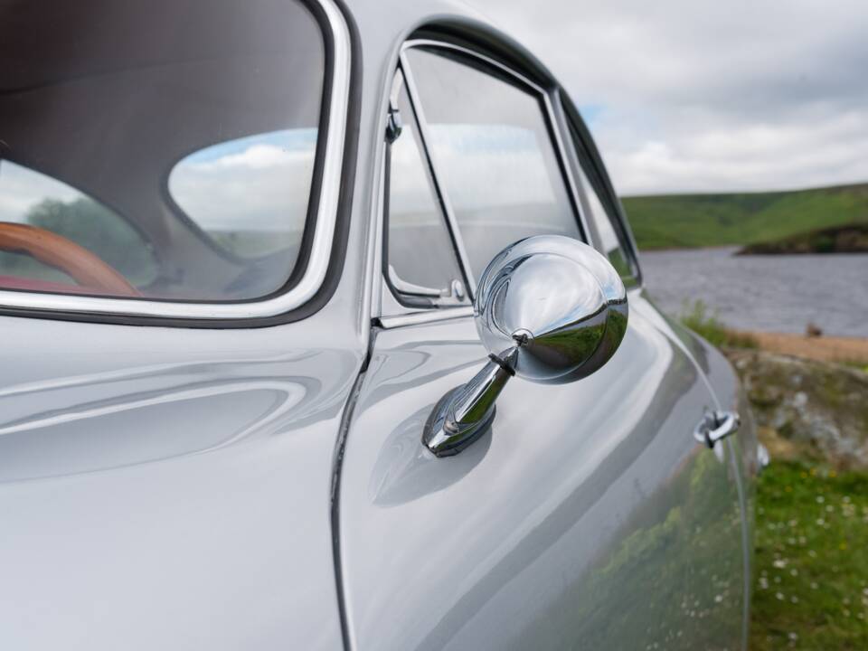 Immagine 16/42 di Porsche 356 C 1600 (1964)