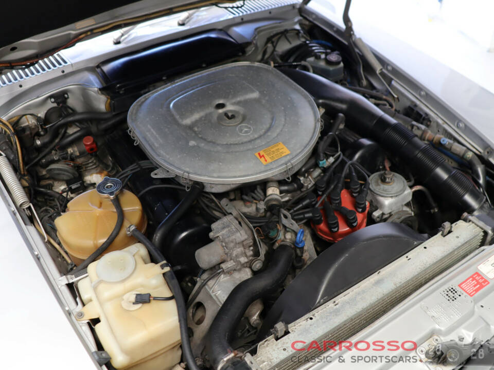 Image 39/50 of Mercedes-Benz 560 SL (1988)