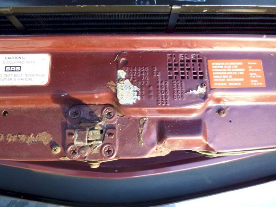 Bild 34/36 von Mercedes-Benz 560 SL (1986)