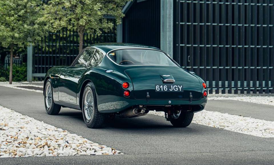 Image 11/28 de Aston Martin DB 4 GT Zagato (1961)