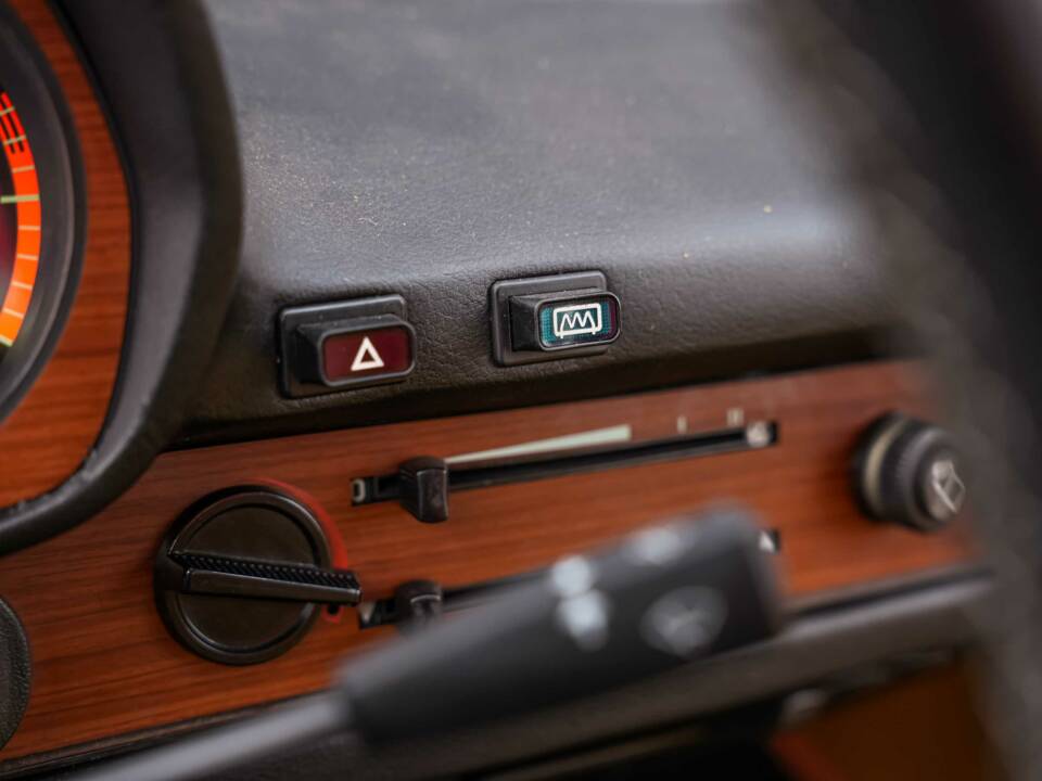 Afbeelding 30/41 van Audi 80 S/LS (1976)