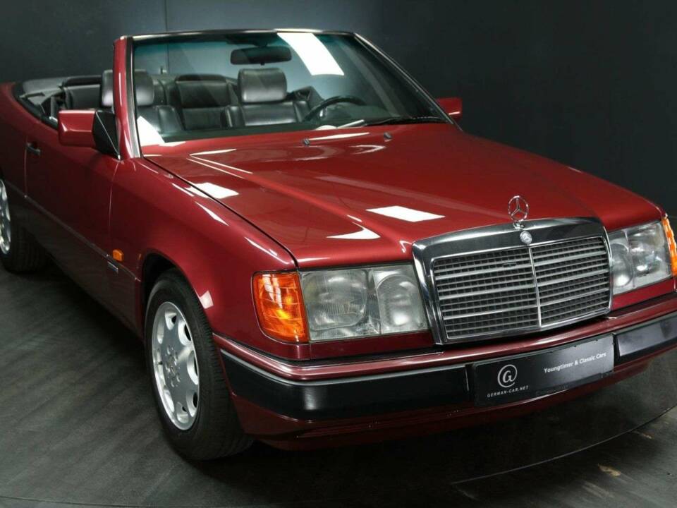Bild 7/50 von Mercedes-Benz 300 CE-24 (1992)