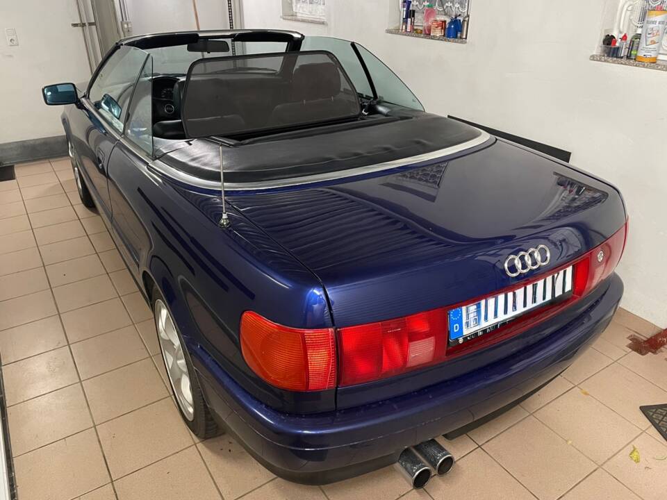 Afbeelding 2/13 van Audi Cabriolet 2.3 E (1992)
