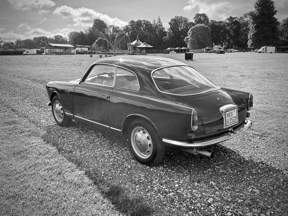 Image 32/36 de Alfa Romeo Giulietta Sprint Veloce (1959)
