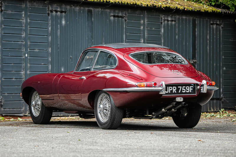 Image 4/40 de Jaguar Type E 4.2 (1967)