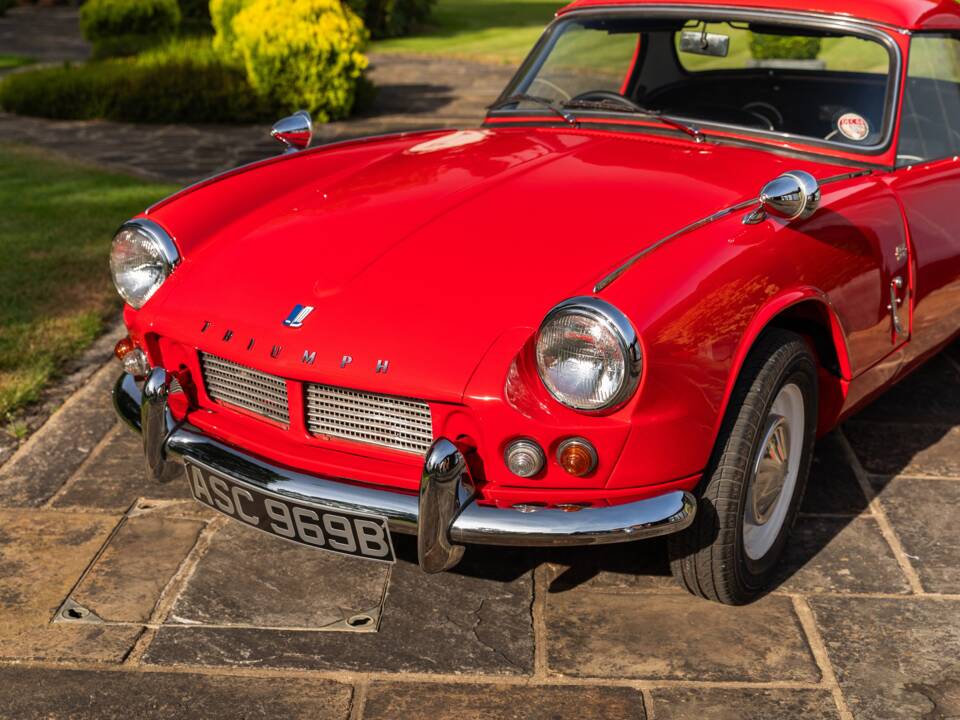 Image 31/44 of Triumph Spitfire 4 (1964)