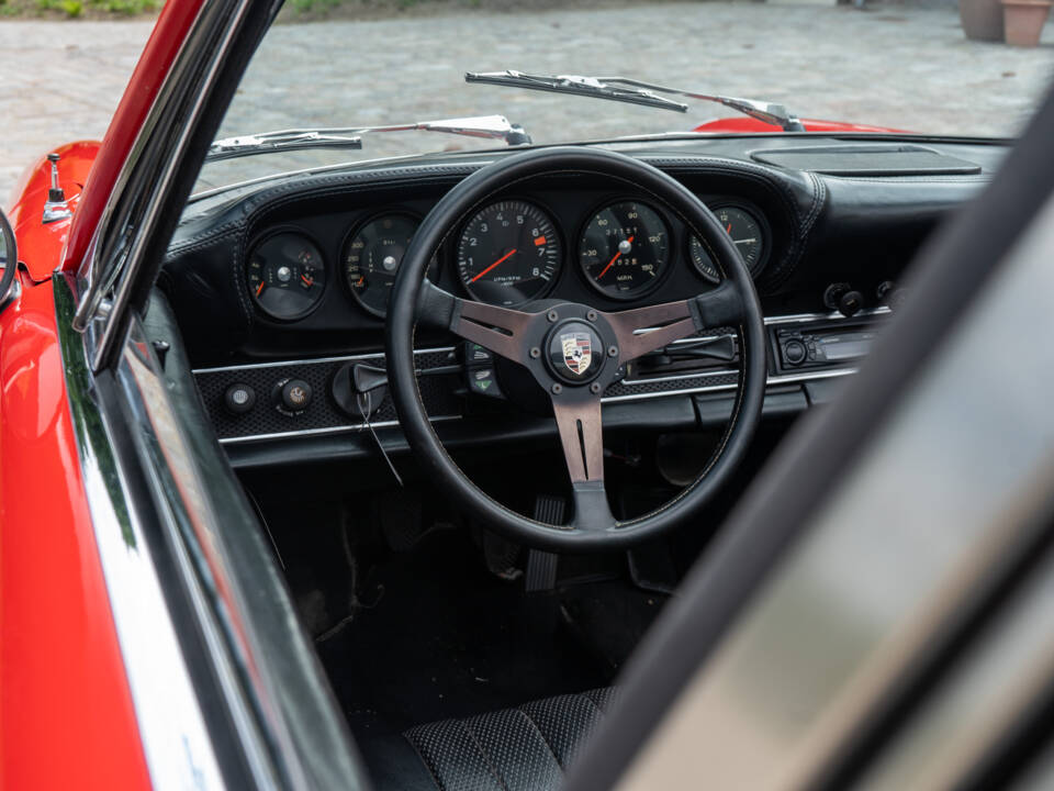 Image 10/26 de Porsche 911 2.2 E (1969)