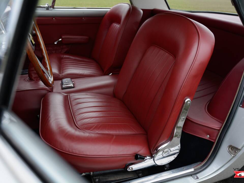 Image 17/28 de Ferrari 250 GT Pininfarina Coupe (1960)