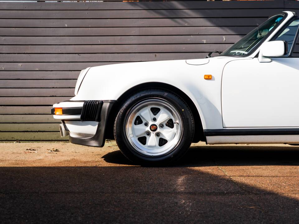 Bild 3/60 von Porsche 911 Carrera 3.2 (1987)