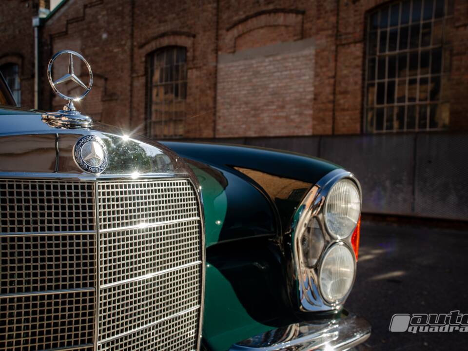 Afbeelding 14/19 van Mercedes-Benz 220 SE b (1962)