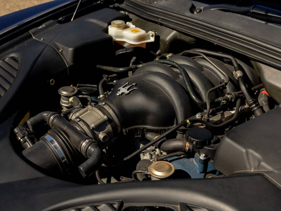 Bild 28/50 von Maserati Quattroporte 4.2 (2007)