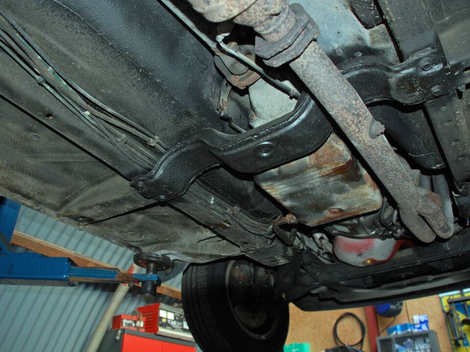 Afbeelding 39/45 van Volvo 245 GL (1991)