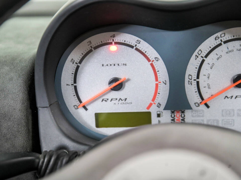 Immagine 16/50 di Lotus Elise (2002)