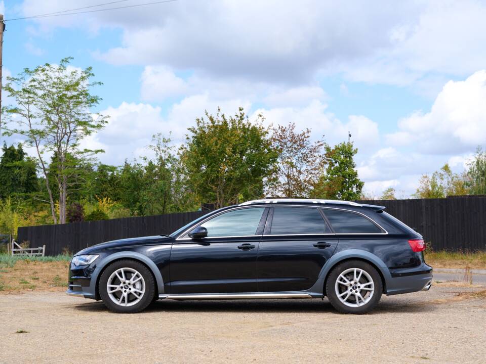 Bild 14/50 von Audi A6 3.0 TFSI allroad quattro (2012)