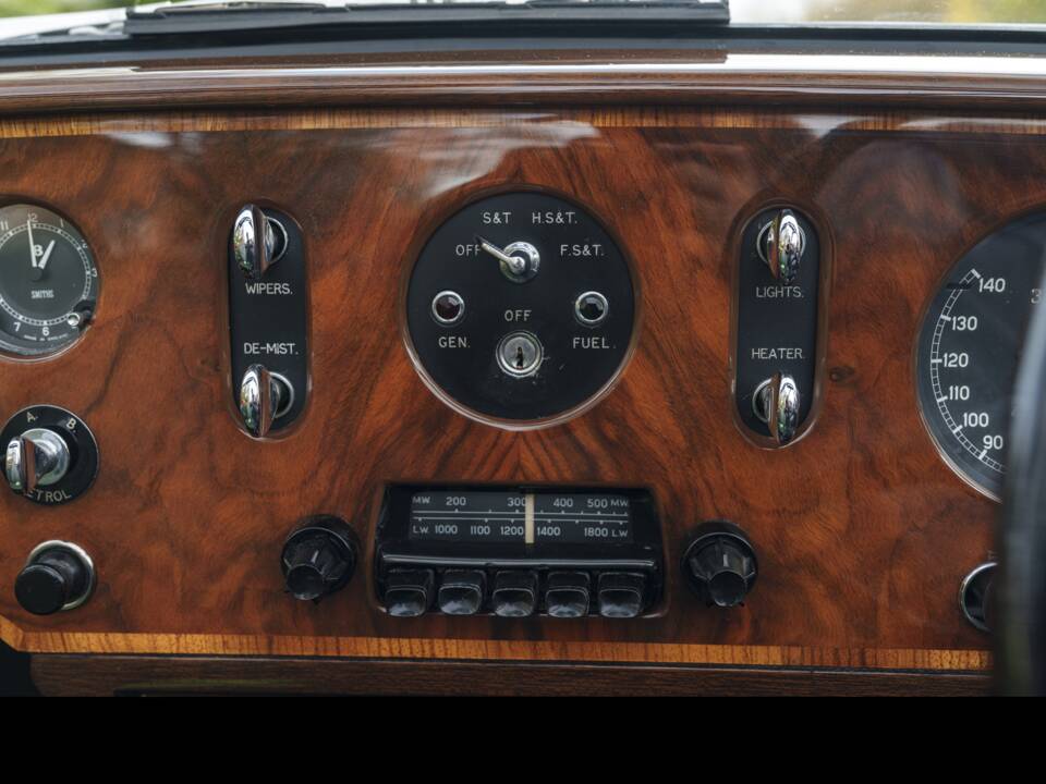 Bild 20/29 von Bentley S1 DHC Park Ward (1958)