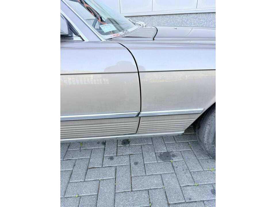 Image 5/50 of Mercedes-Benz 560 SL (1987)