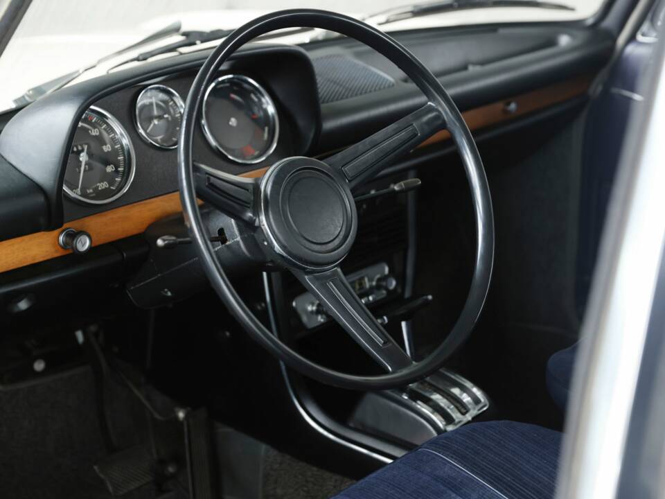 Immagine 23/50 di BMW 2000 (1969)