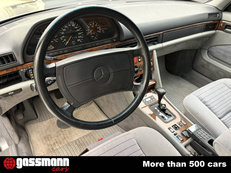 Bild 12/15 von Mercedes-Benz 560 SEC (1990)