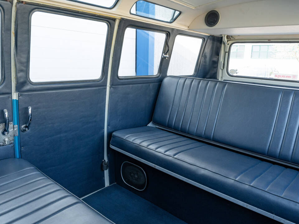 Image 68/89 de Volkswagen T1 Samba (1966)